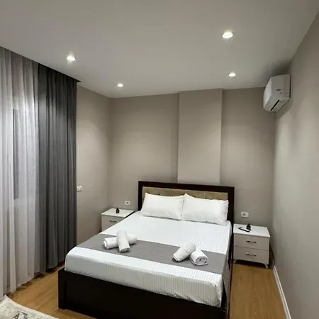Gloria New Bazaar Apartman Tirana