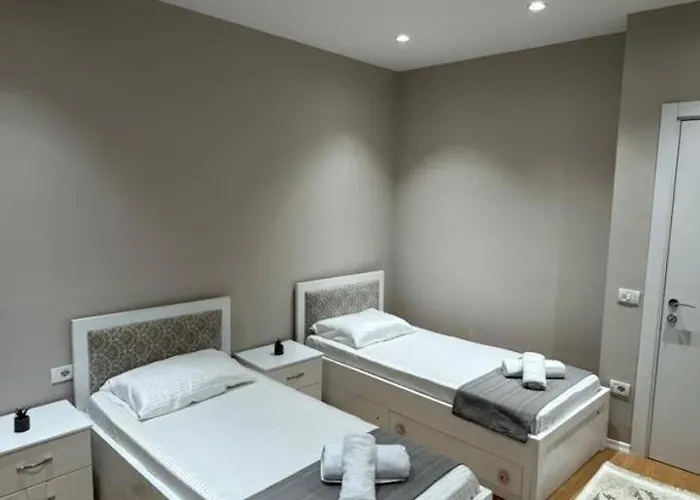 Gloria New Bazaar Apartment Tirana