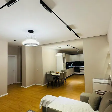 Gloria New Bazaar Apartment Tirana