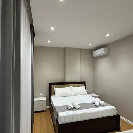 Gloria New Bazaar * Tirana