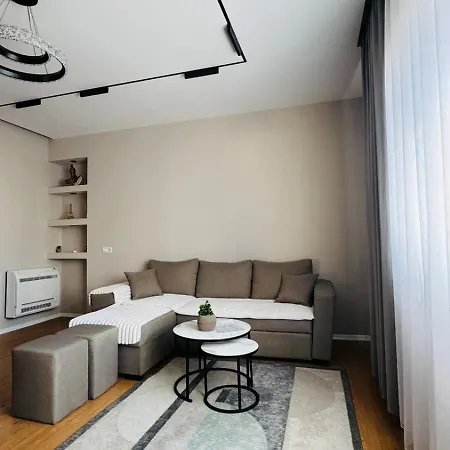 Gloria New Bazaar Appartement Tirana