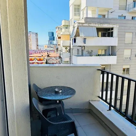 Gloria New Bazaar Appartement Tirana